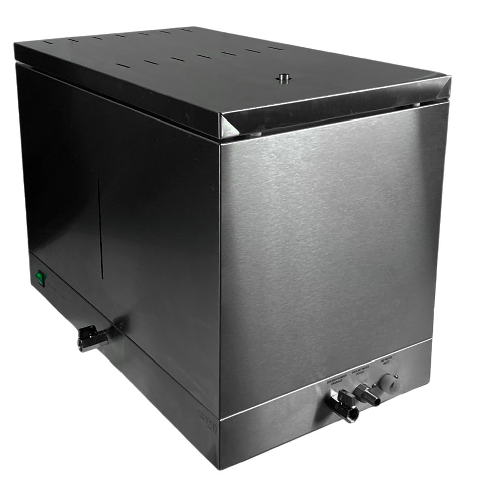 Аквадистиллятор A 1110 (10 л/ч, встроенный водосборник 20 л)