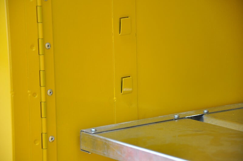 Шкаф для хранения ЛВЖ с двойной дверью 57 л (1090х460х460)